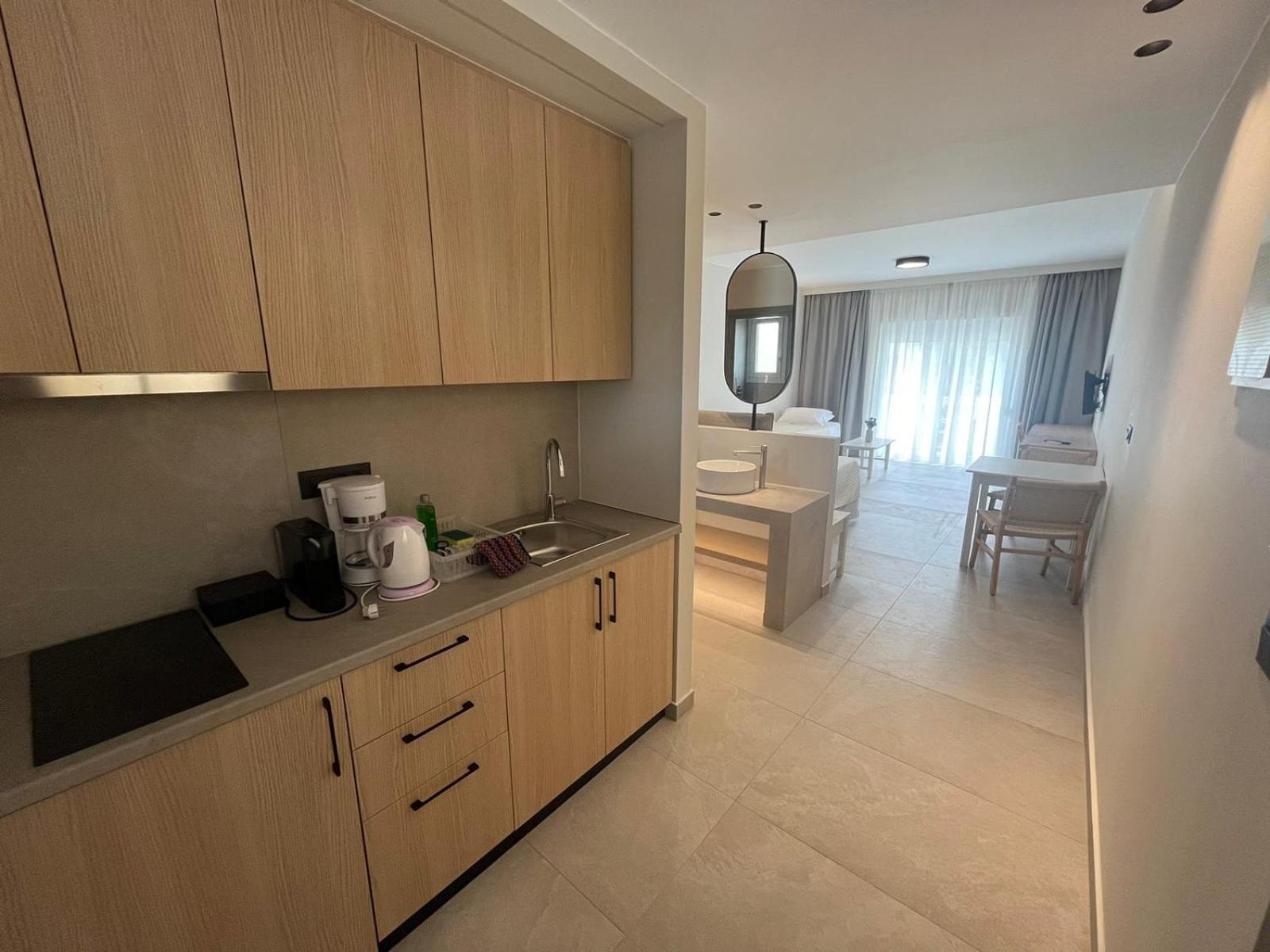 Mediterranean Sea Top Floor Palaiochora Luaran gambar