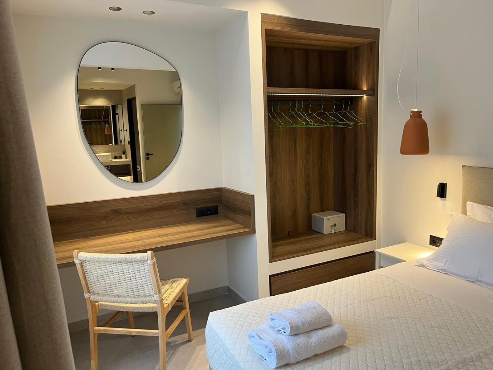 Mediterranean Sea Top Floor Palaiochora Luaran gambar