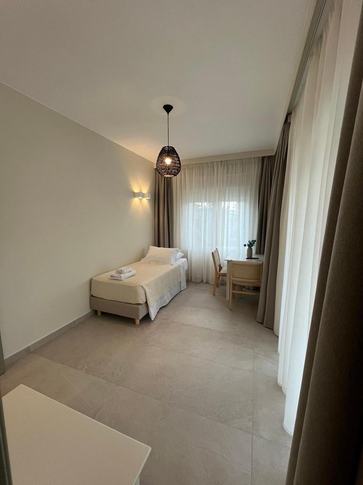 Mediterranean Sea Top Floor Palaiochora Luaran gambar